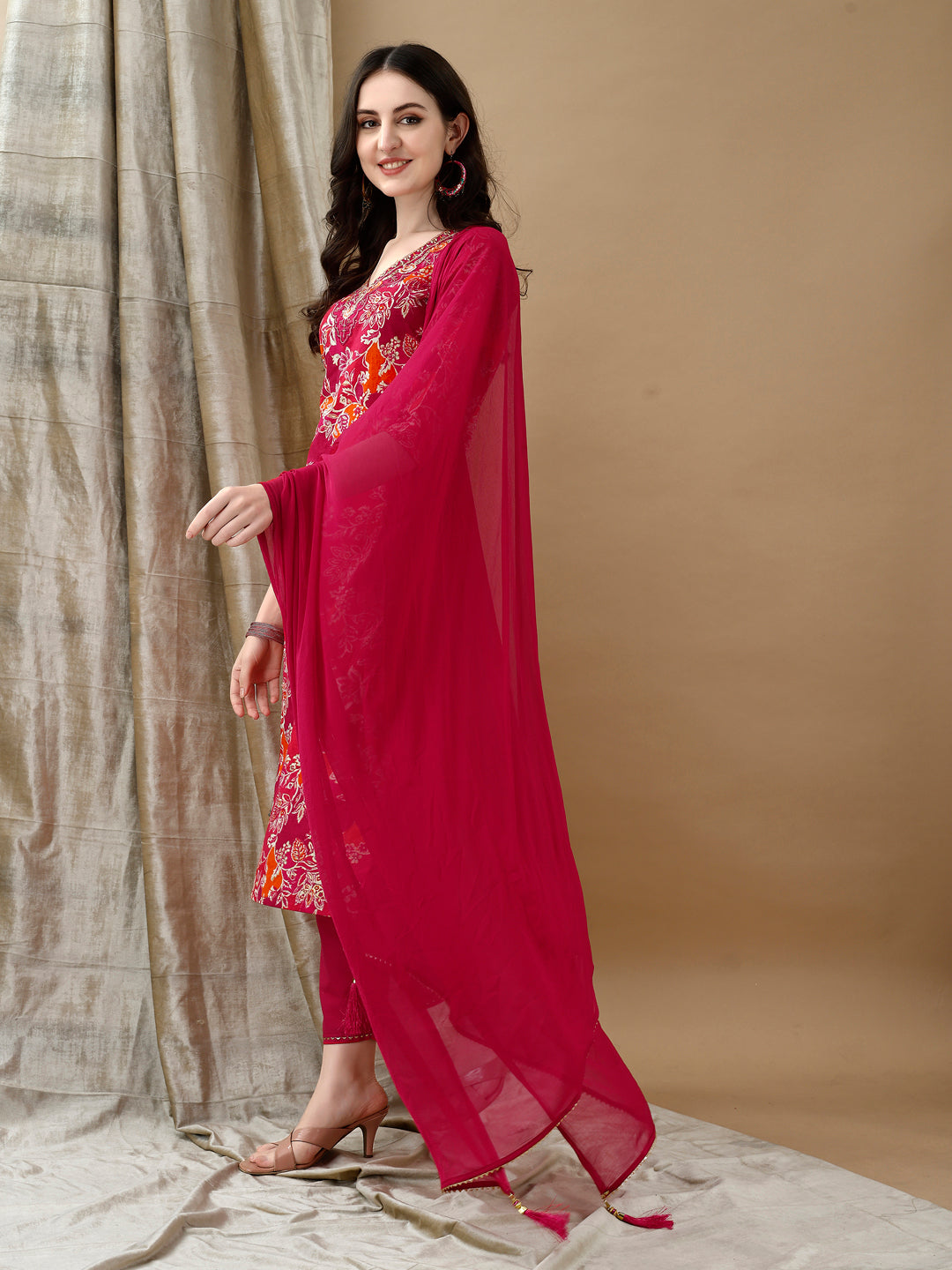 Embroidered & Floral Printed Kurta with Pant & Dupatta