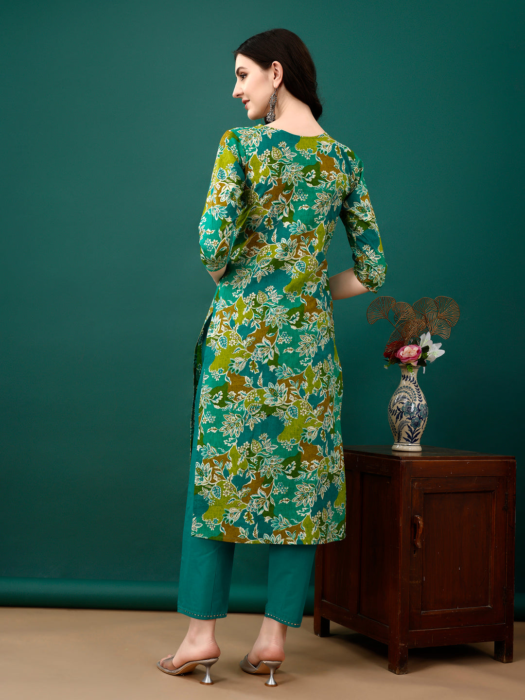 Embroidered & Floral Printed Kurta with Pant & Dupatta