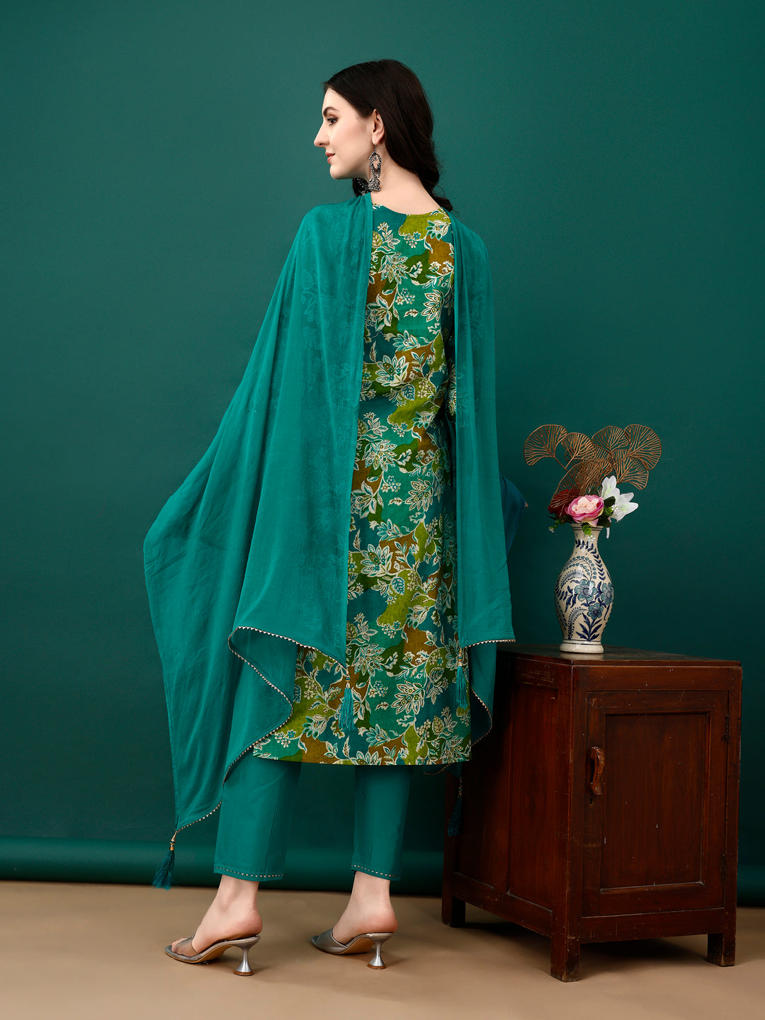 Embroidered & Floral Printed Kurta with Pant & Dupatta