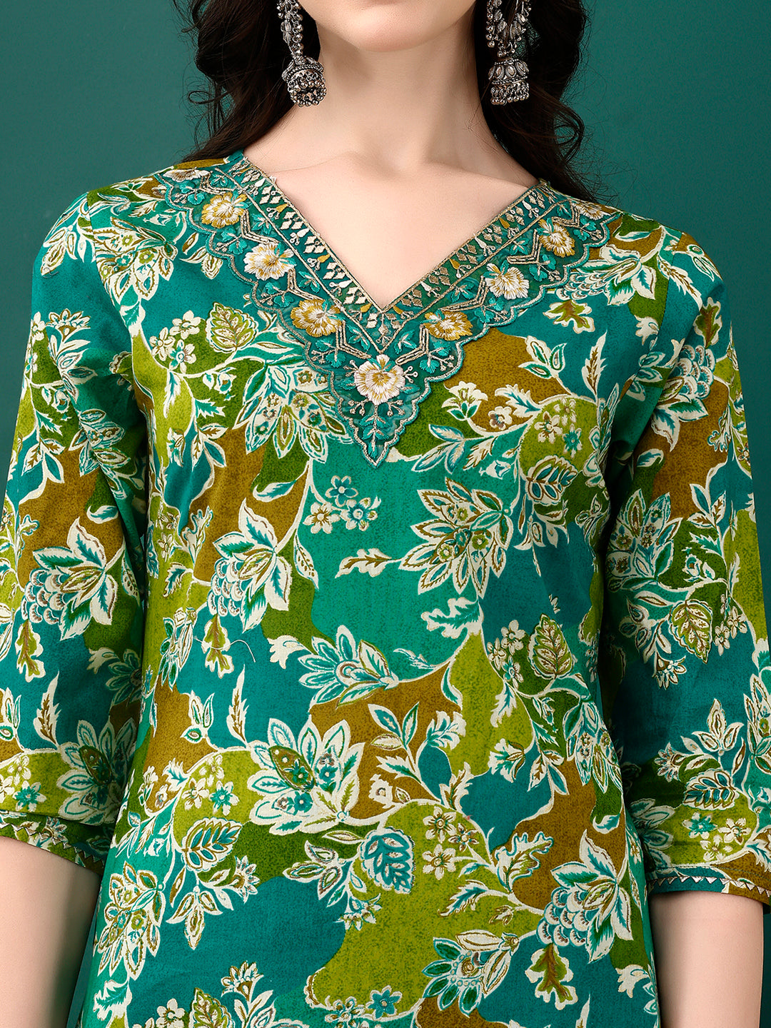 Embroidered & Floral Printed Kurta with Pant & Dupatta