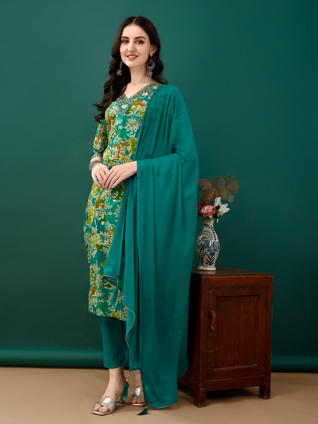 Embroidered & Floral Printed Kurta with Pant & Dupatta