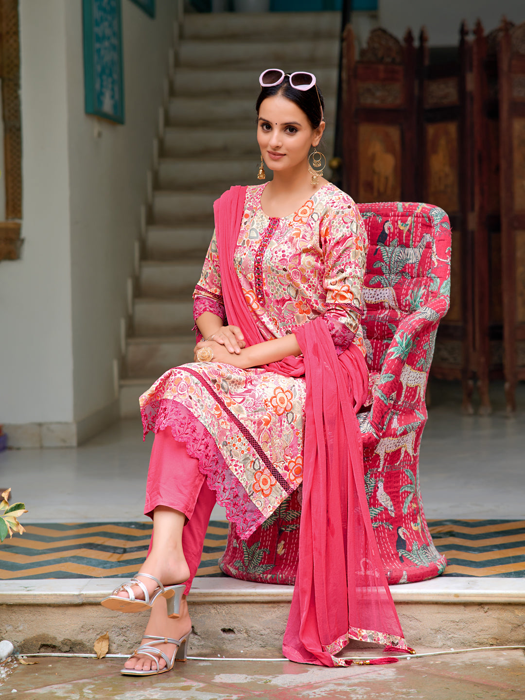 Embroidered & Floral printed Kurta with pant & dupatta