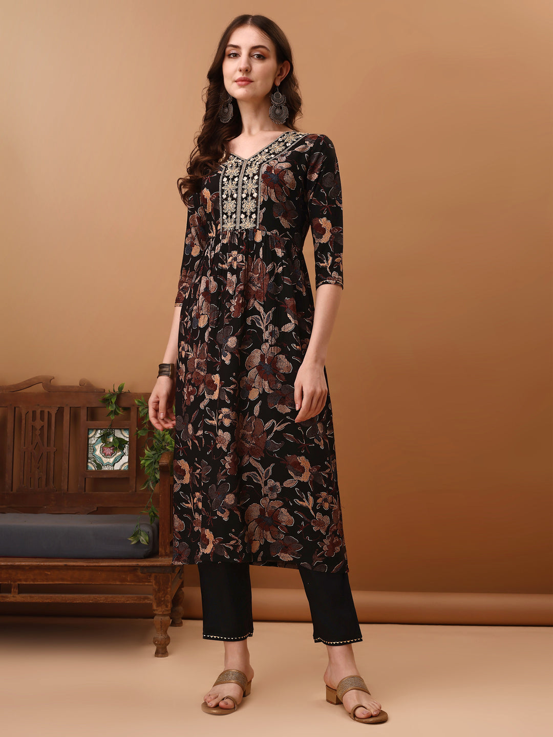 Flared Embroidered & Floral Printed kurta with pant & dupatta