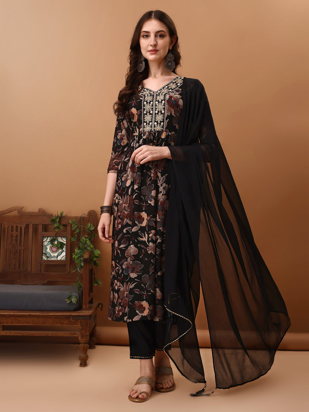 Flared Embroidered & Floral Printed kurta with pant & dupatta