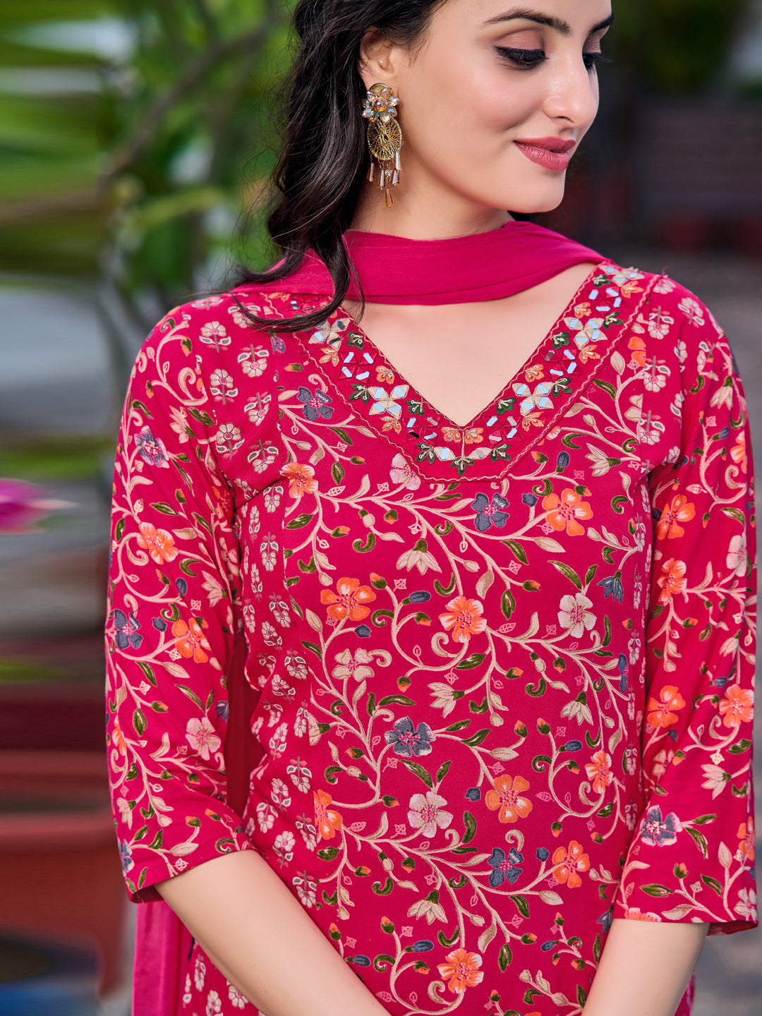 Mirror Embroidery & Floral Printed kurta with pant & Dupatta