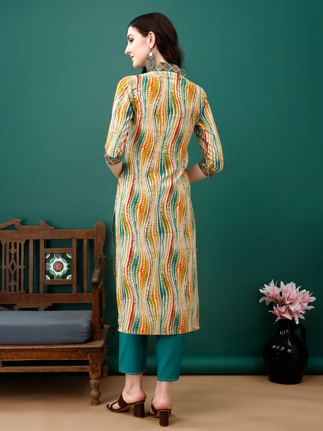 Mirror Embroidery and Shibori Printed Kurta with pant & dupatta