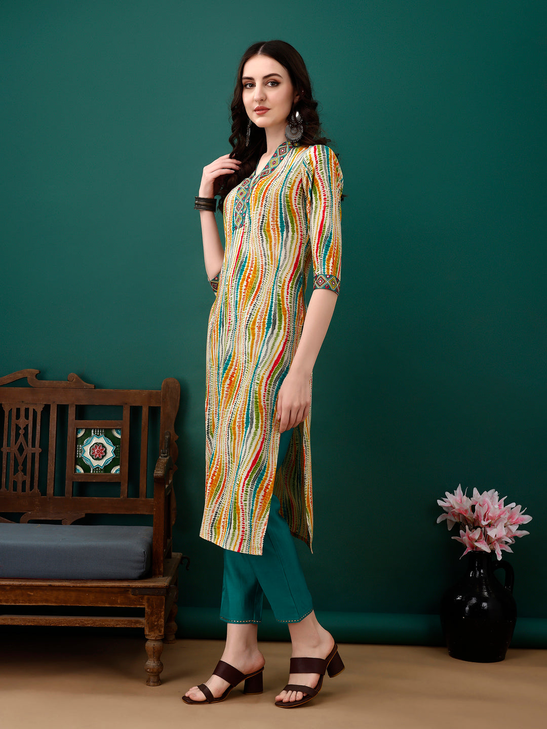 Mirror Embroidery and Shibori Printed Kurta with pant & dupatta