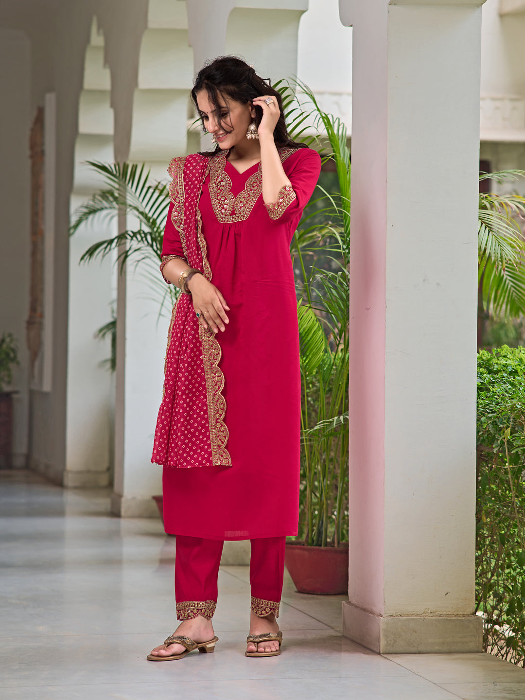 Embroidered Kurta with pant & Bandhani printed Embroidered Dupatta