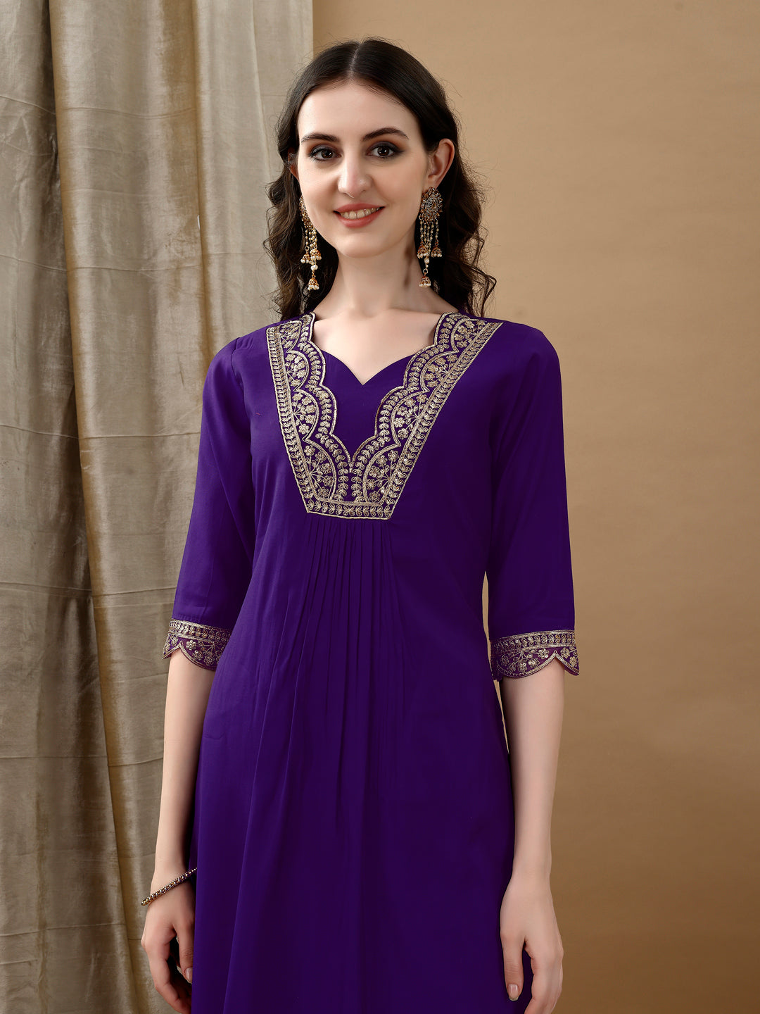 Embroidered Kurta with pant & Bandhani printed Embroidered Dupatta