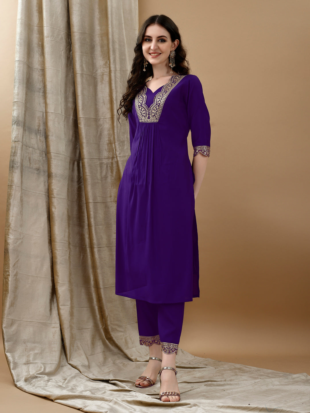 Embroidered Kurta with pant & Bandhani printed Embroidered Dupatta