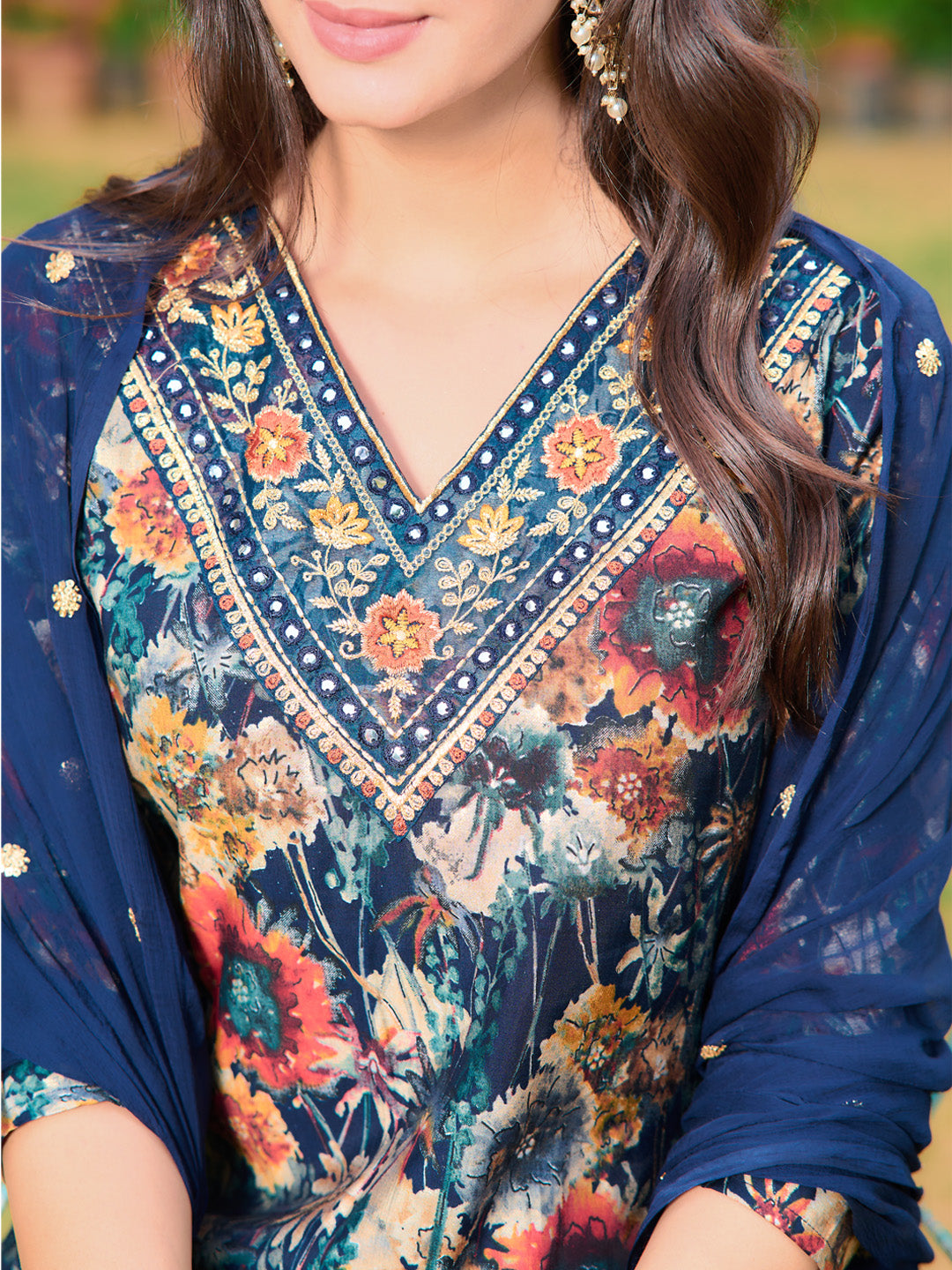 Embroidered & Floral printed Kurta with Pant & Embroidered Dupatta