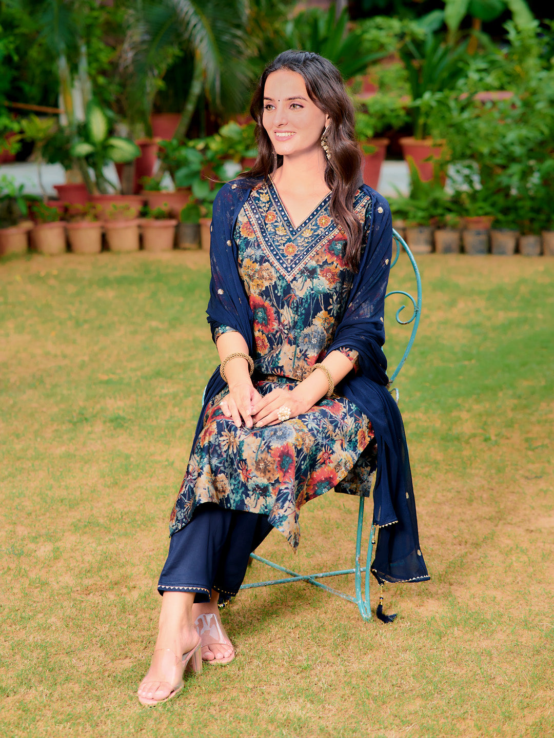 Embroidered & Floral printed Kurta with Pant & Embroidered Dupatta