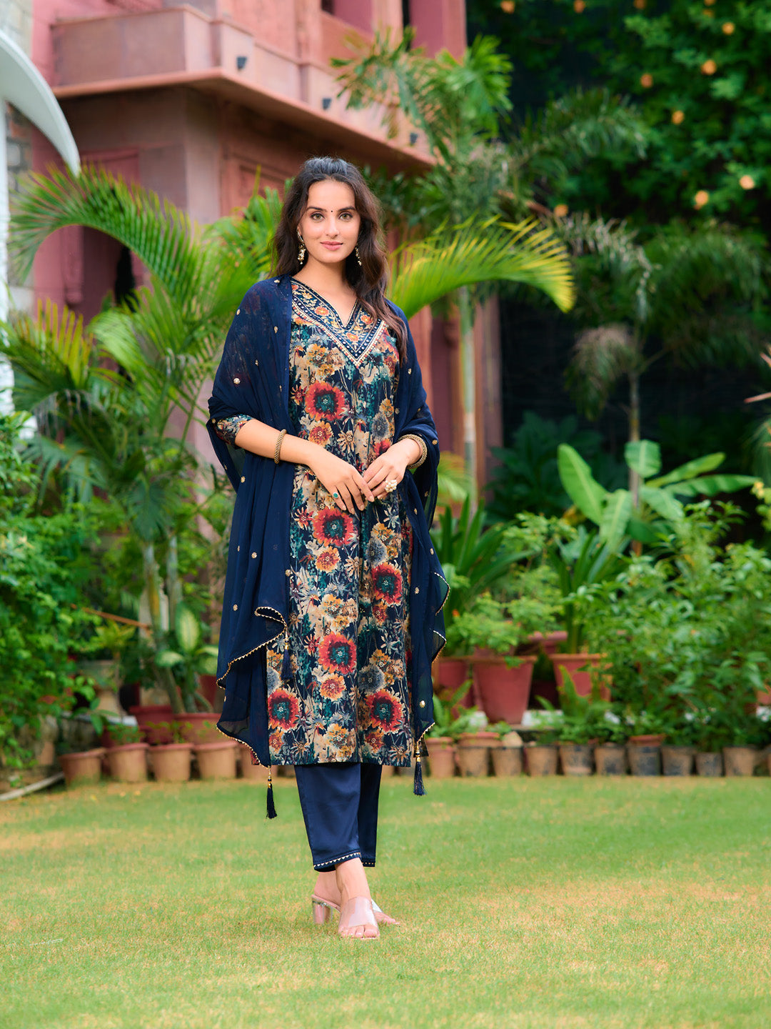 Embroidered & Floral printed Kurta with Pant & Embroidered Dupatta