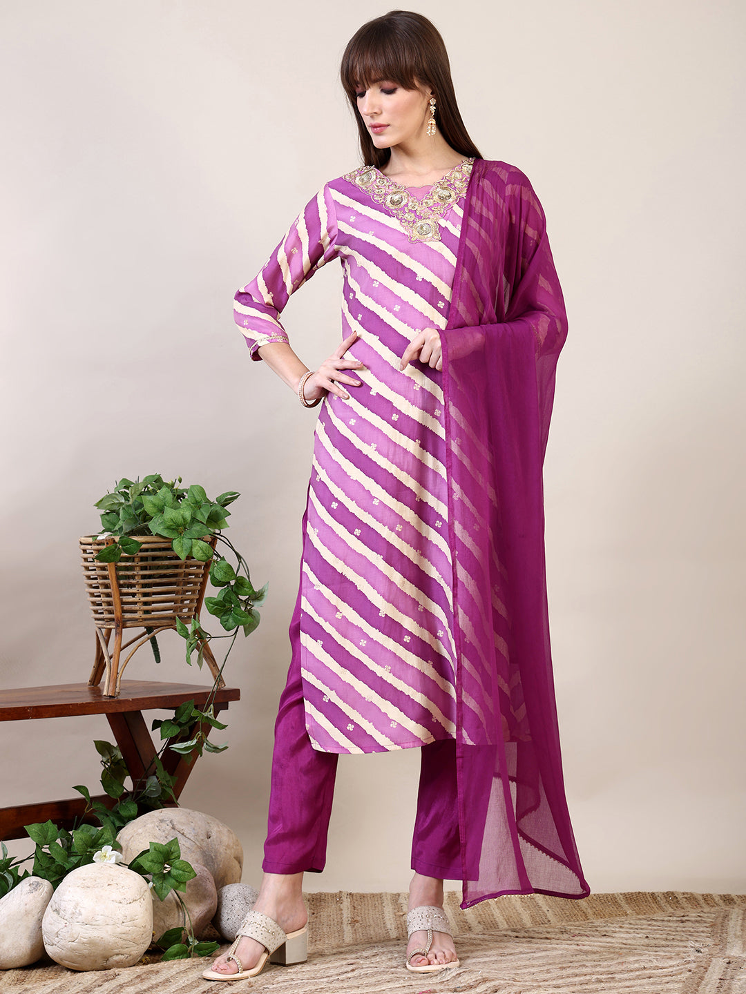 Leheriya Printed & Applique Embroidered Kurta with Pant & Dupatta