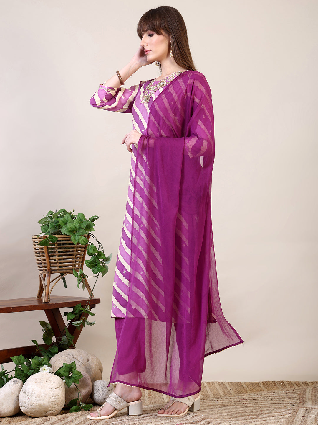 Leheriya Printed & Applique Embroidered Kurta with Pant & Dupatta