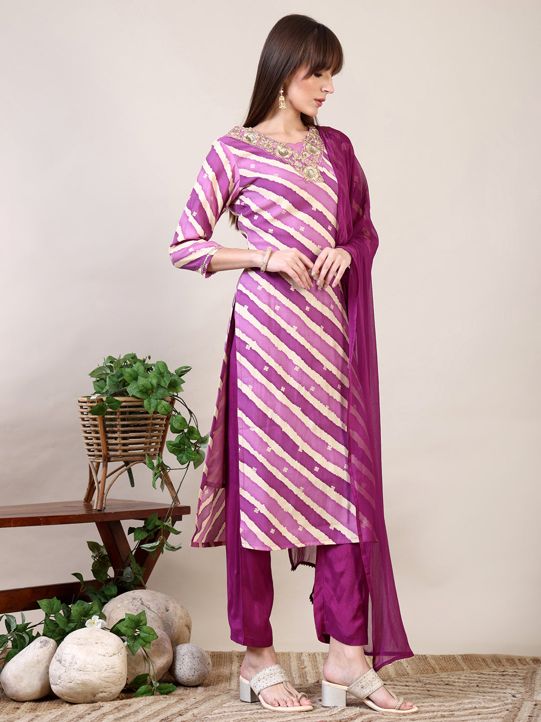 Leheriya Printed & Applique Embroidered Kurta with Pant & Dupatta