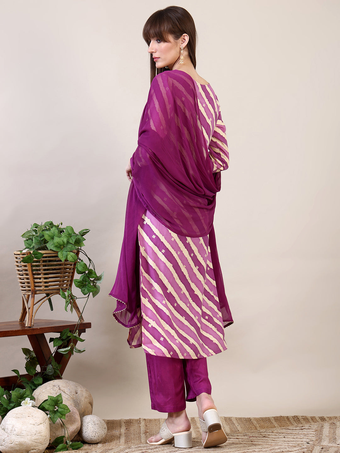 Leheriya Printed & Applique Embroidered Kurta with Pant & Dupatta