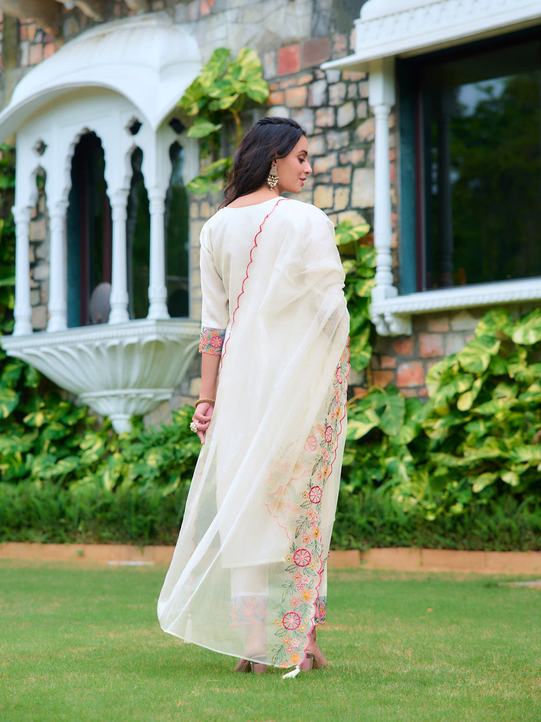 Embroidered Kurta with Pant & Organza Embroidered Dupatta