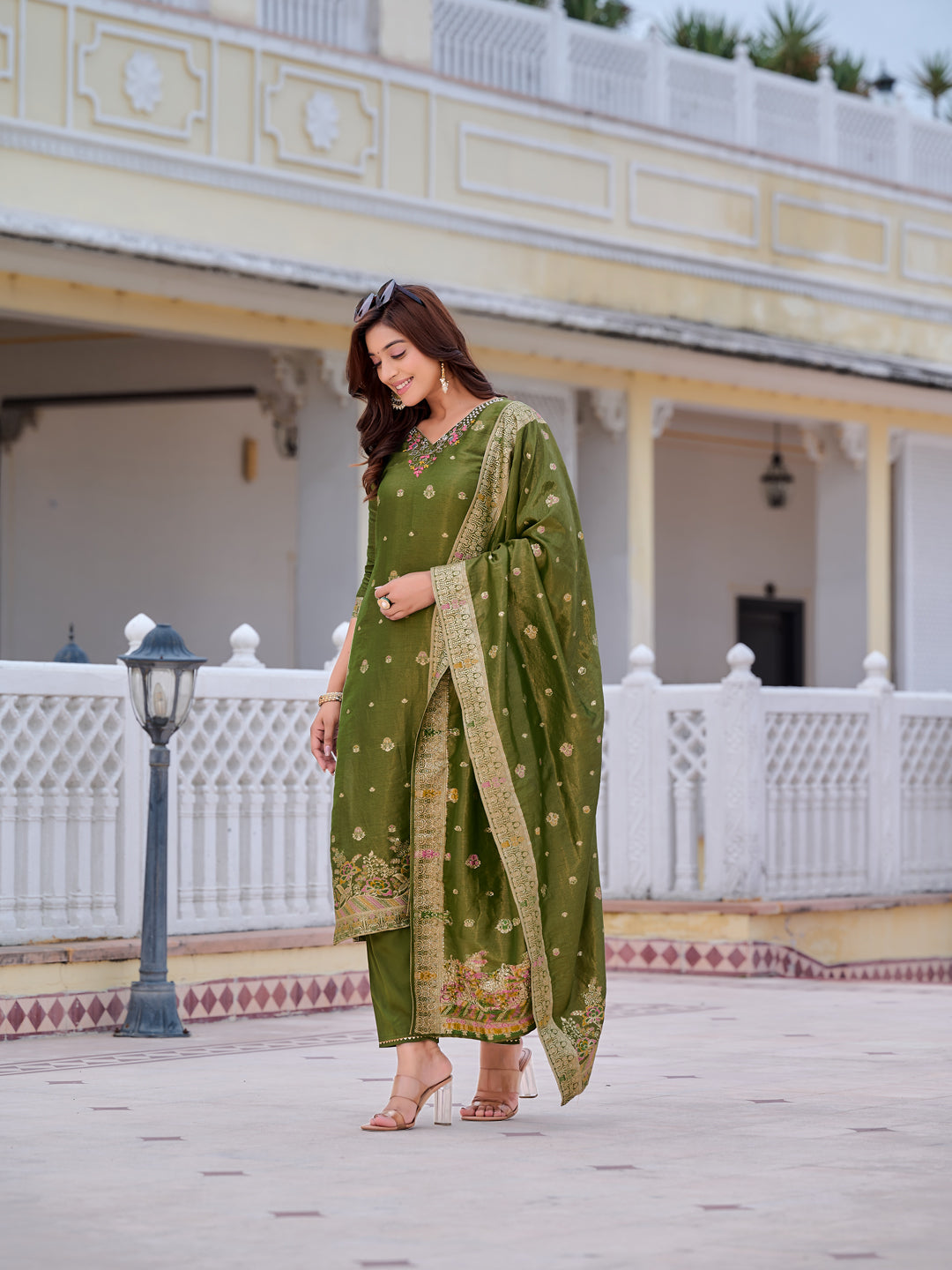 Pure Banarasi Jacquard Hand Embroidered Kurta with Pant & Banarasi Jacquard Dupatta