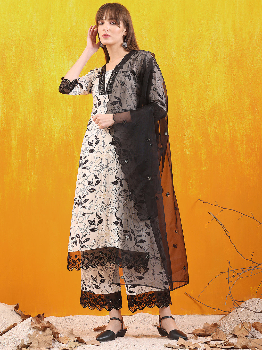 Embroidered and Floral Printed Lace Detailed Kurta with Palazzo pant & Dupatta