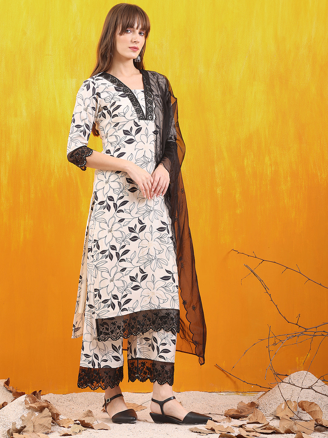 Embroidered and Floral Printed Lace Detailed Kurta with Palazzo pant & Dupatta