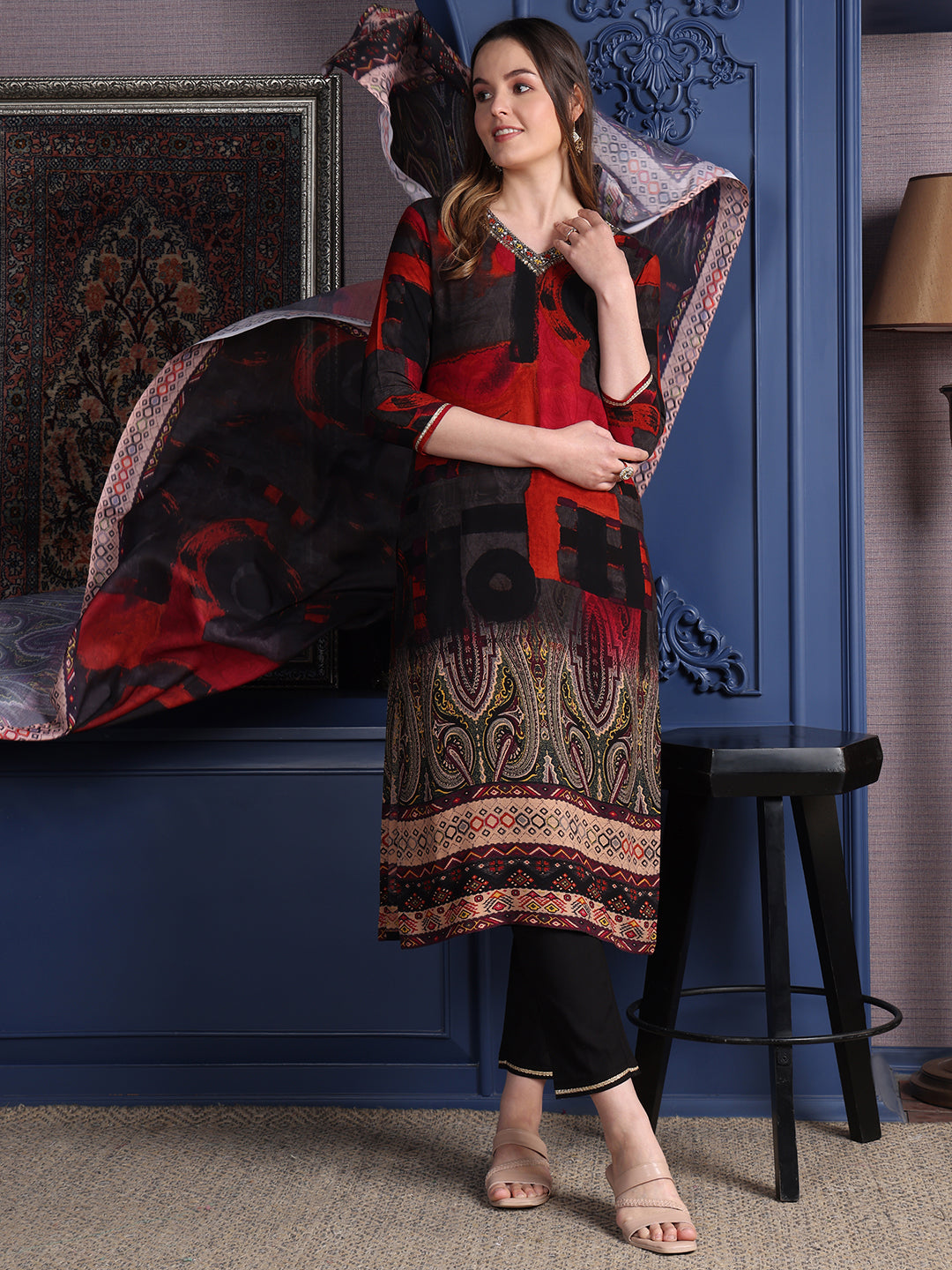 Hand embroidered & printed Kurta with pant & Dupatta