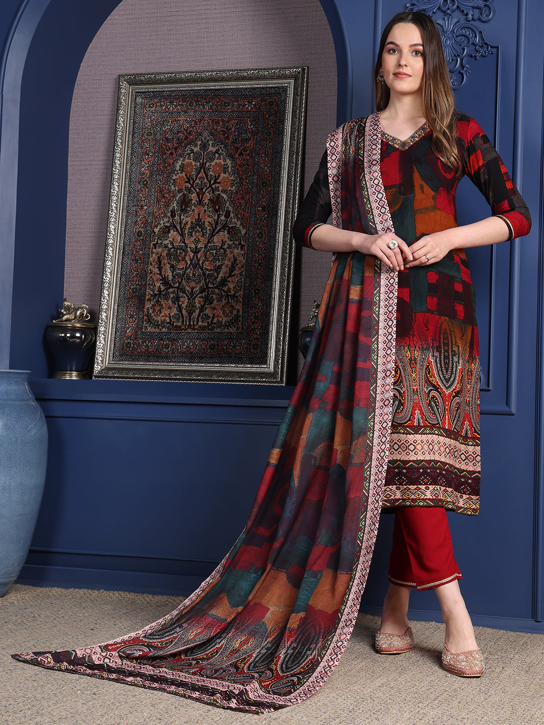 Hand embroidered & printed Kurta with pant & Dupatta