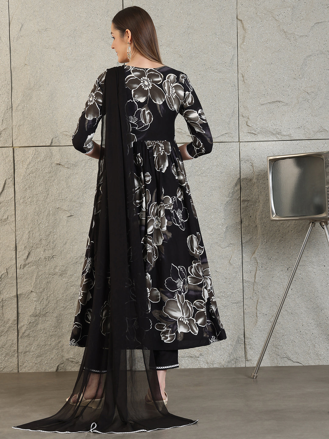 Embroidered & Floral Printed Flared A-line kurta with pant & dupatta