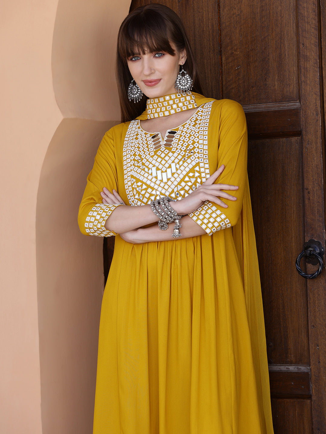 Mirror Embroidered Kurta with pant & Necklace Dupatta