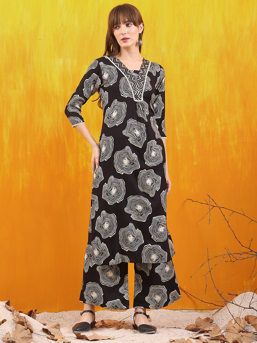 Embroidered & Floral Printed Kurta with Palazzo Co-ords Set