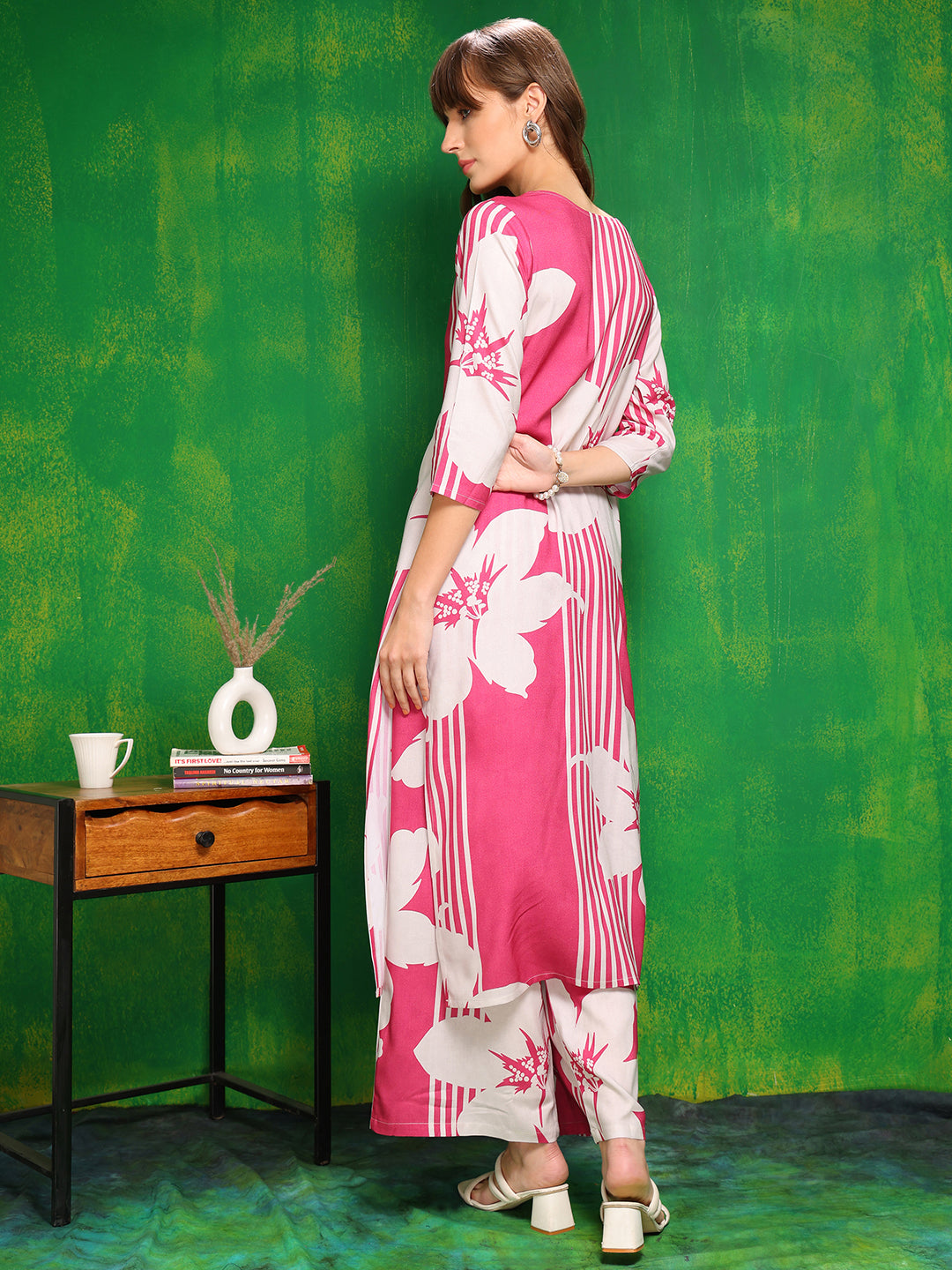 Embroidered & Floral Printed Kurta with Palazzo Pant