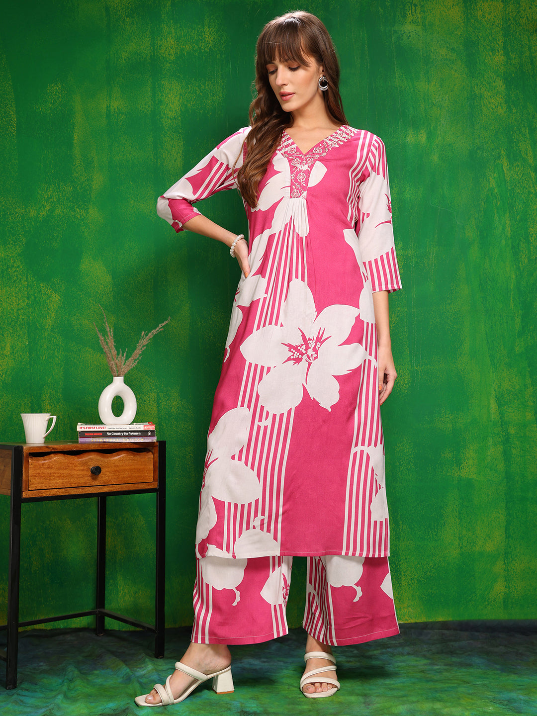 Embroidered & Floral Printed Kurta with Palazzo Pant