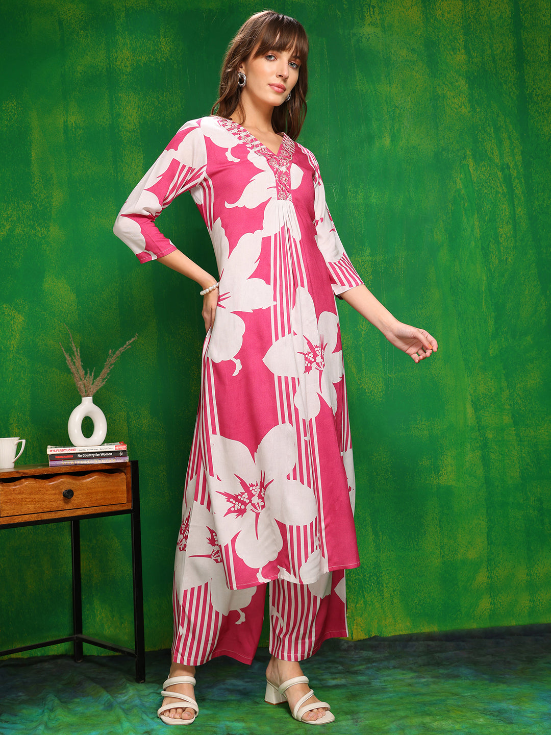 Embroidered & Floral Printed Kurta with Palazzo Pant