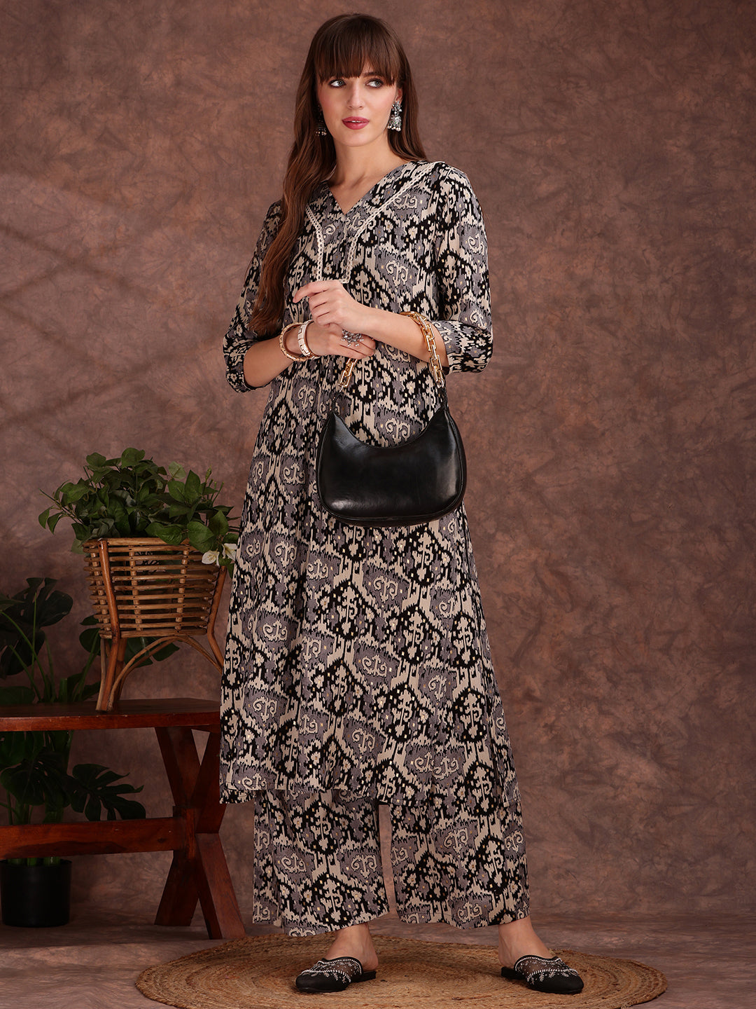 Ethnic Motifs Printed Lace detailing Kurta and palazzo