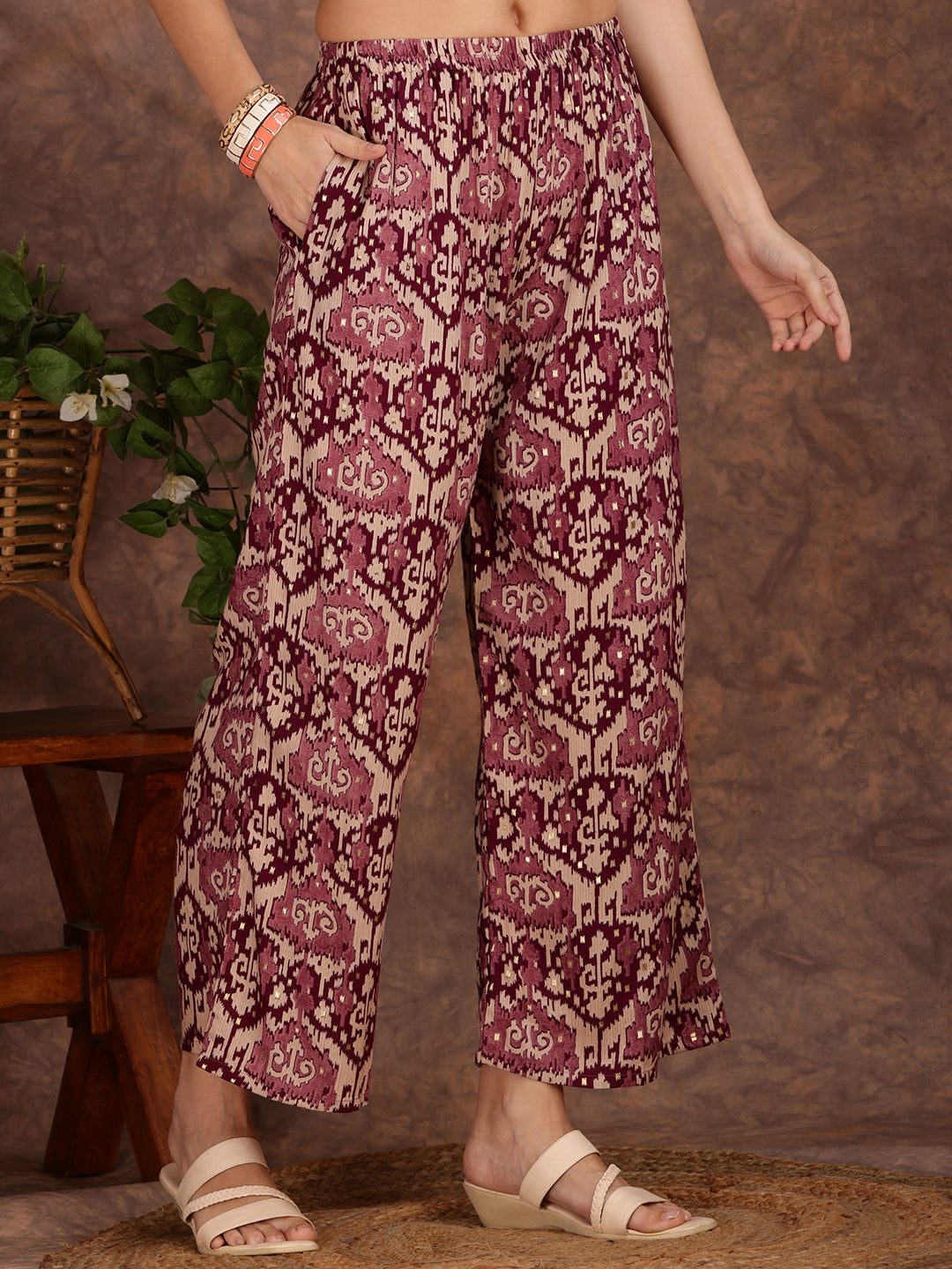 Ethnic Motifs Printed Lace detailing Kurta and palazzo
