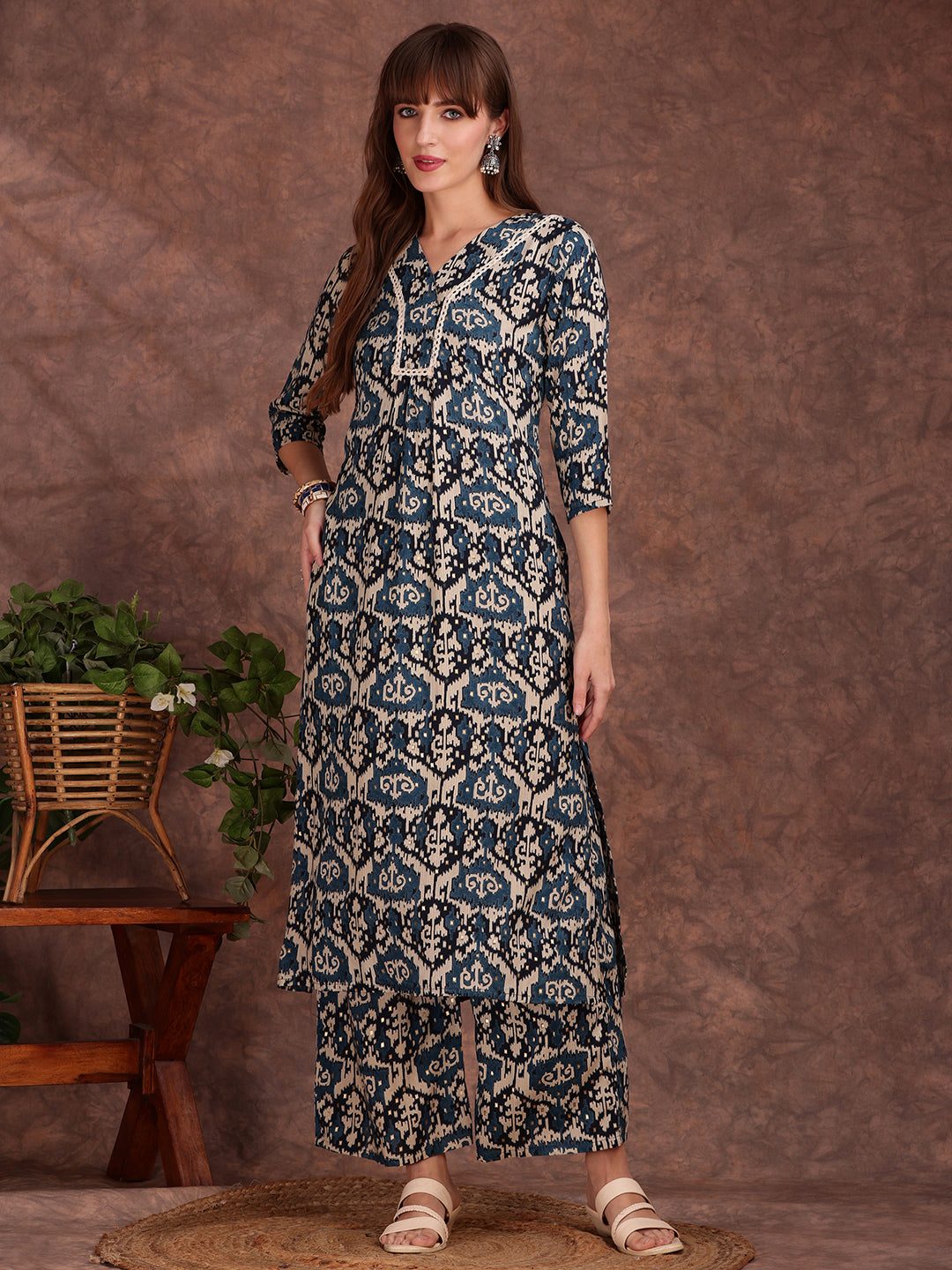 Ethnic Motifs Printed Lace detailing Kurta and palazzo