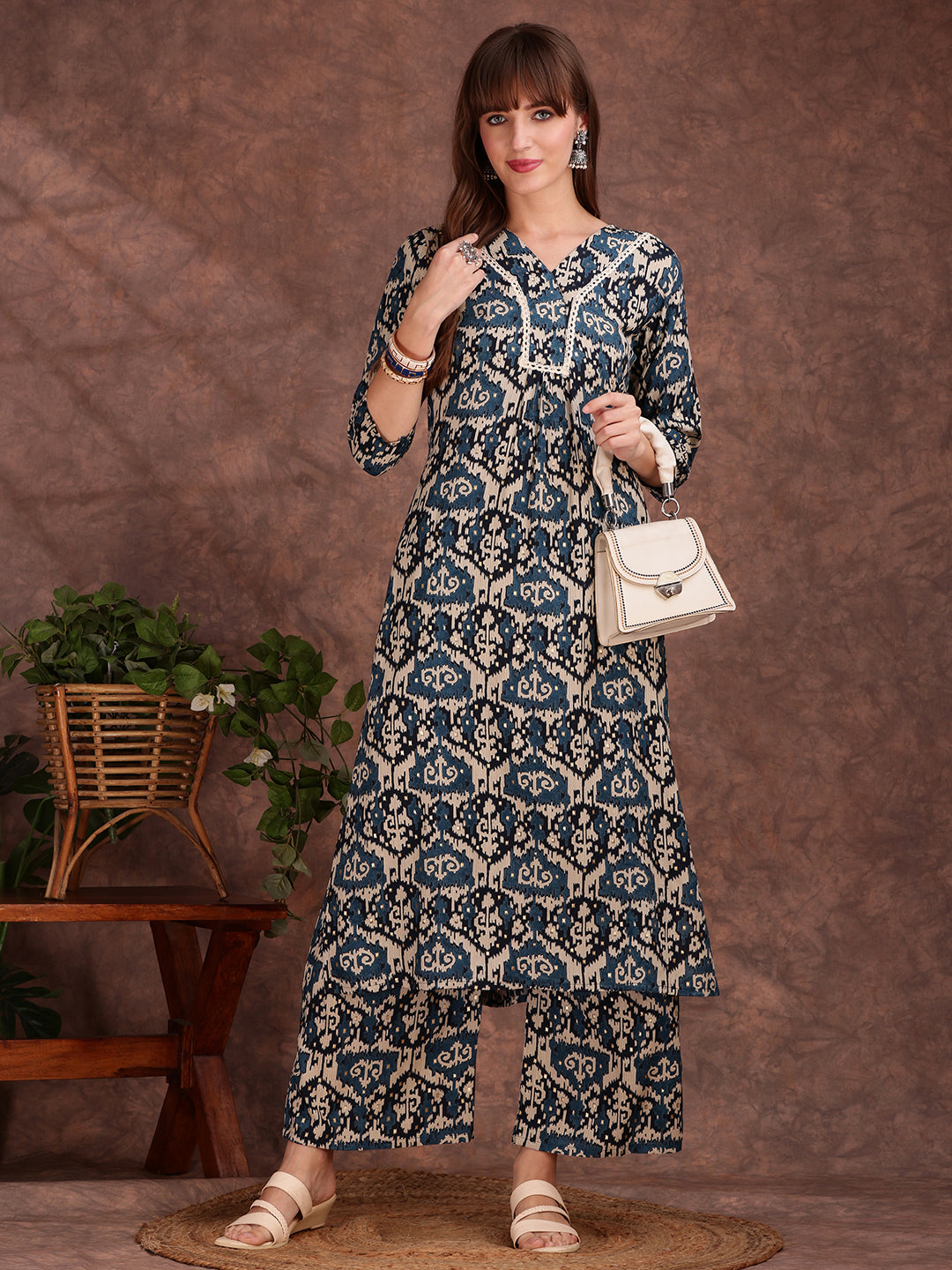Ethnic Motifs Printed Lace detailing Kurta and palazzo