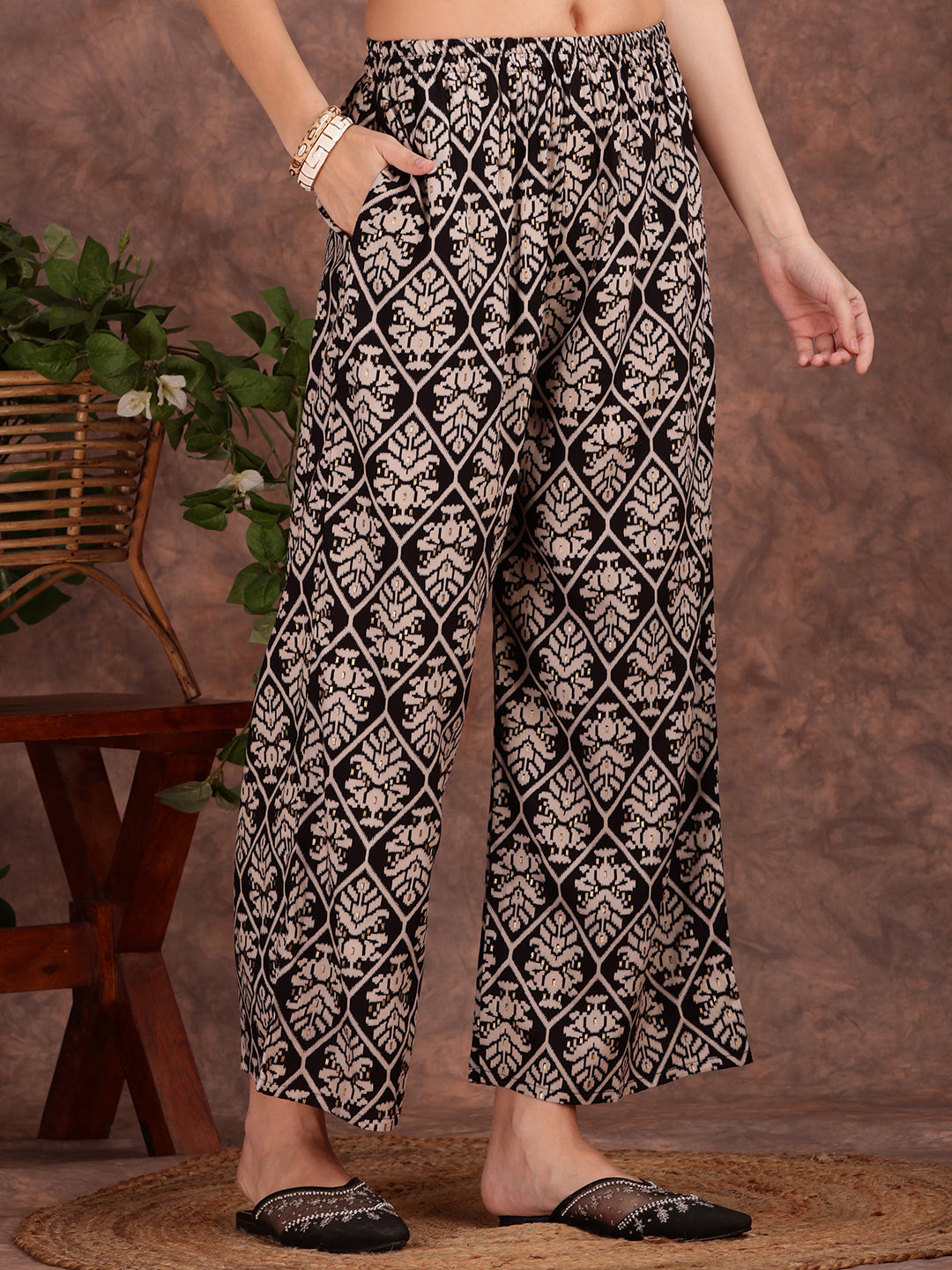 Ethnic Motifs Printed Lace detailing Kurta and Palazzo