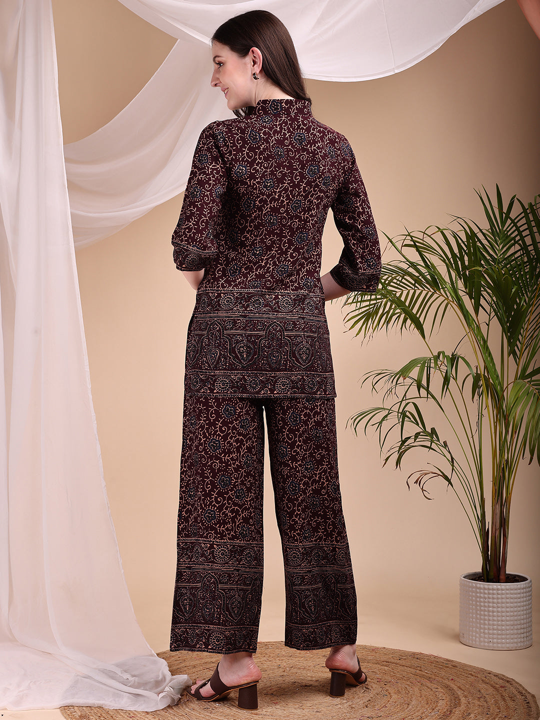 Intricate floral and paisley motifs Co-ords