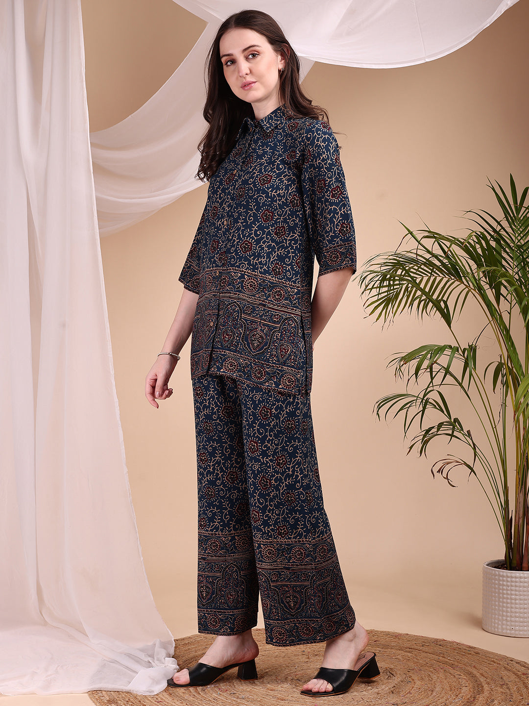 Intricate floral and paisley motifs Co-ords