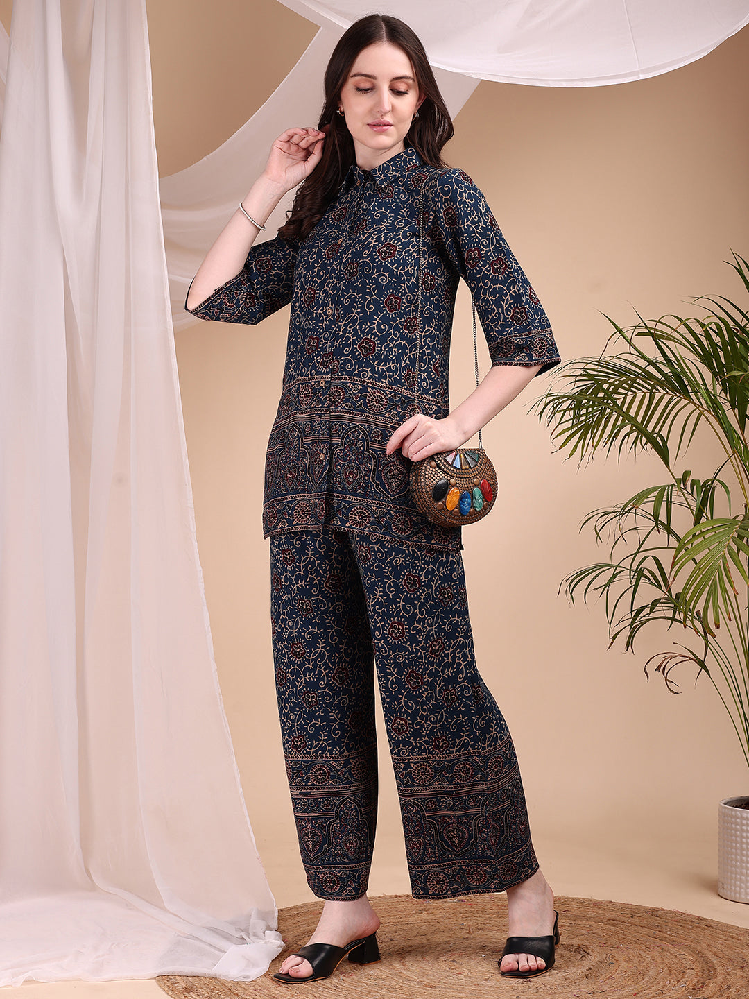Intricate floral and paisley motifs Co-ords
