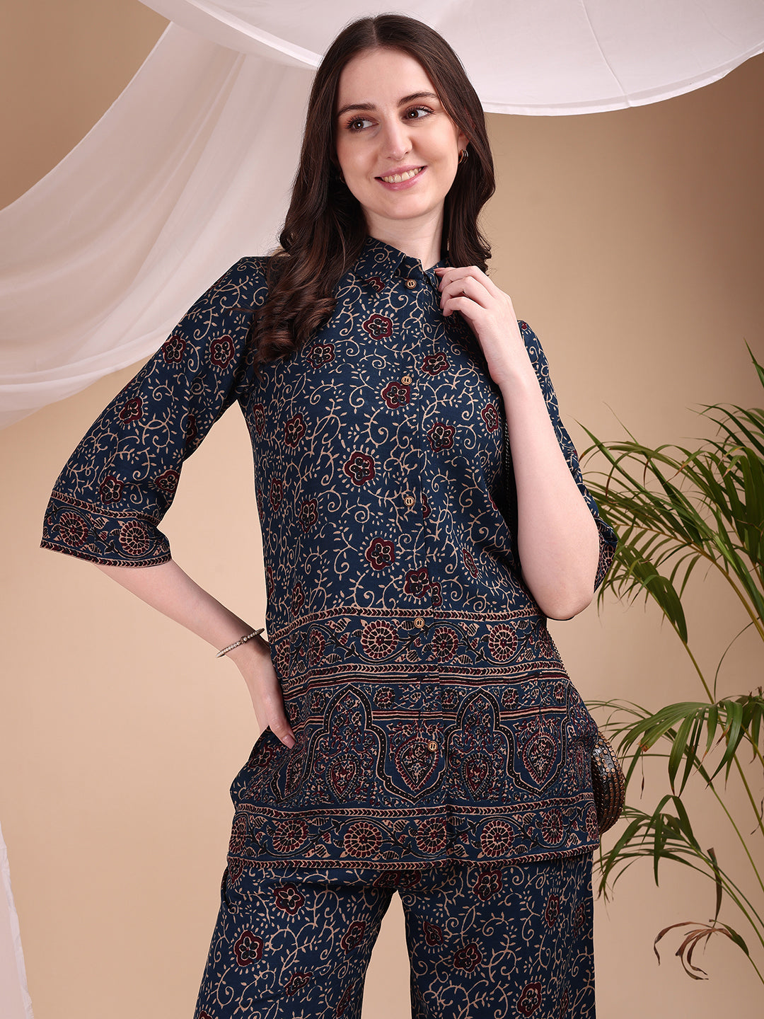 Intricate floral and paisley motifs Co-ords