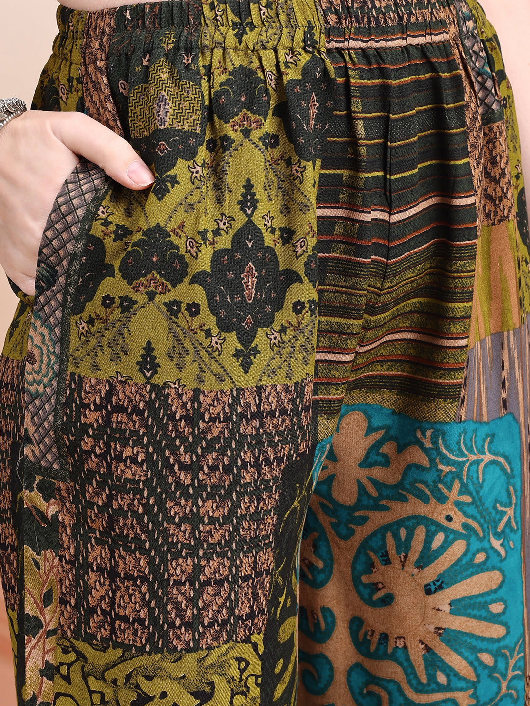 Intricate Floral and Paisley Motifs Co-ords