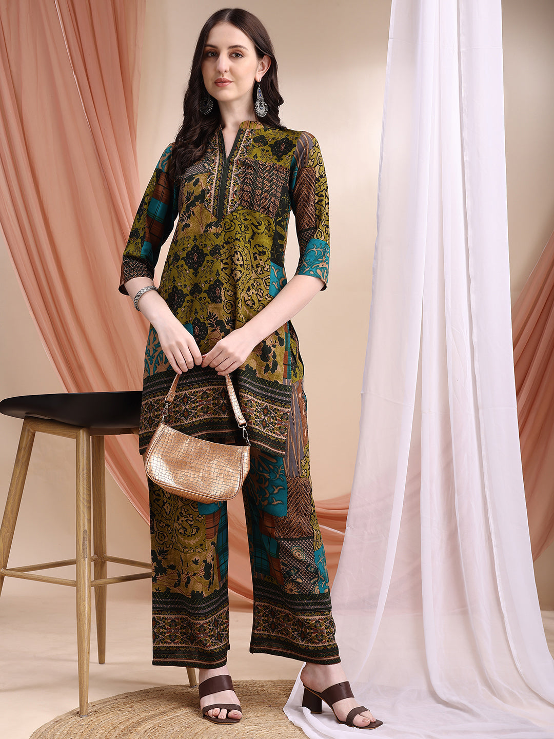 Intricate Floral and Paisley Motifs Co-ords