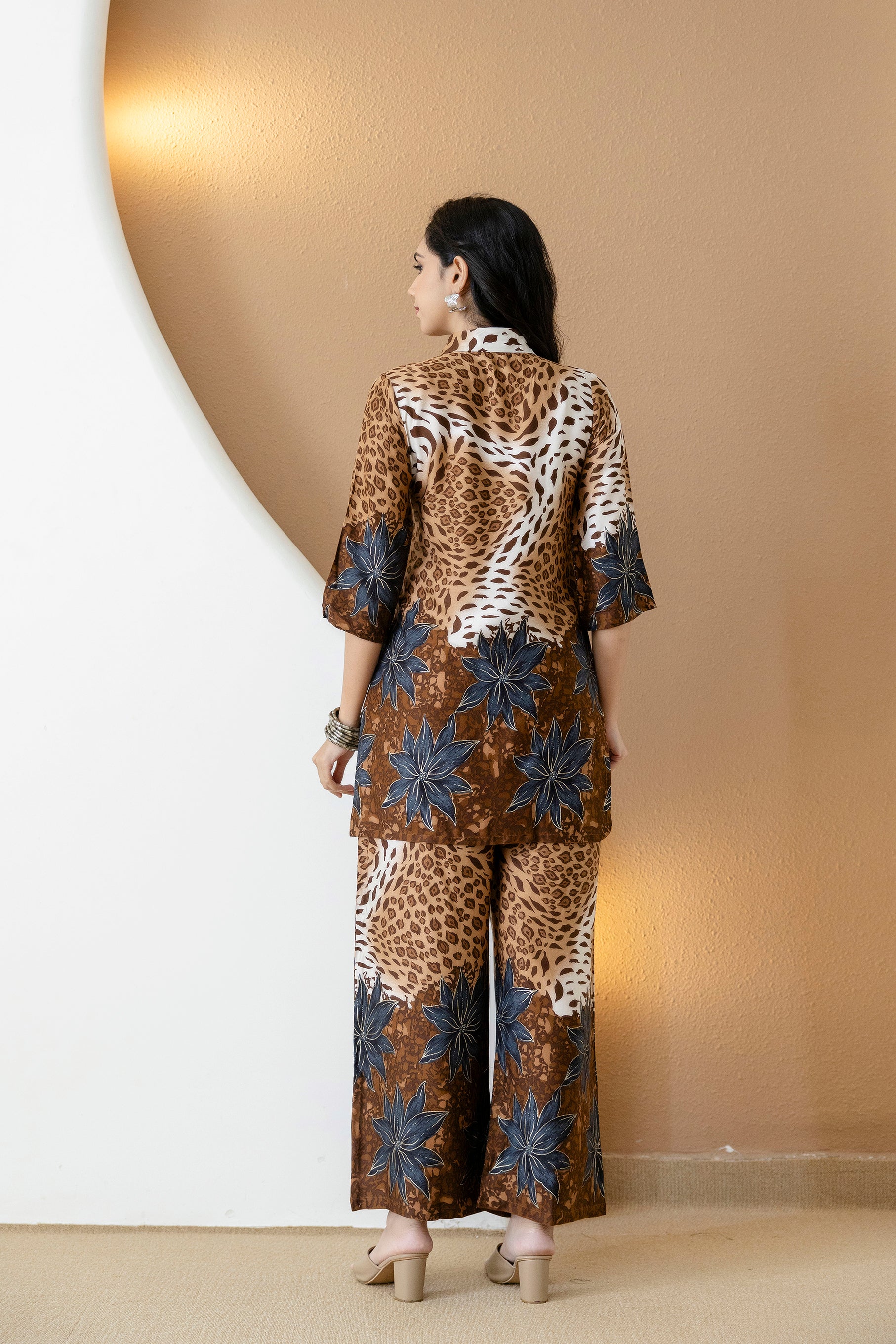 Animal & Floral motifs Printed Ethnic Co-ord Set