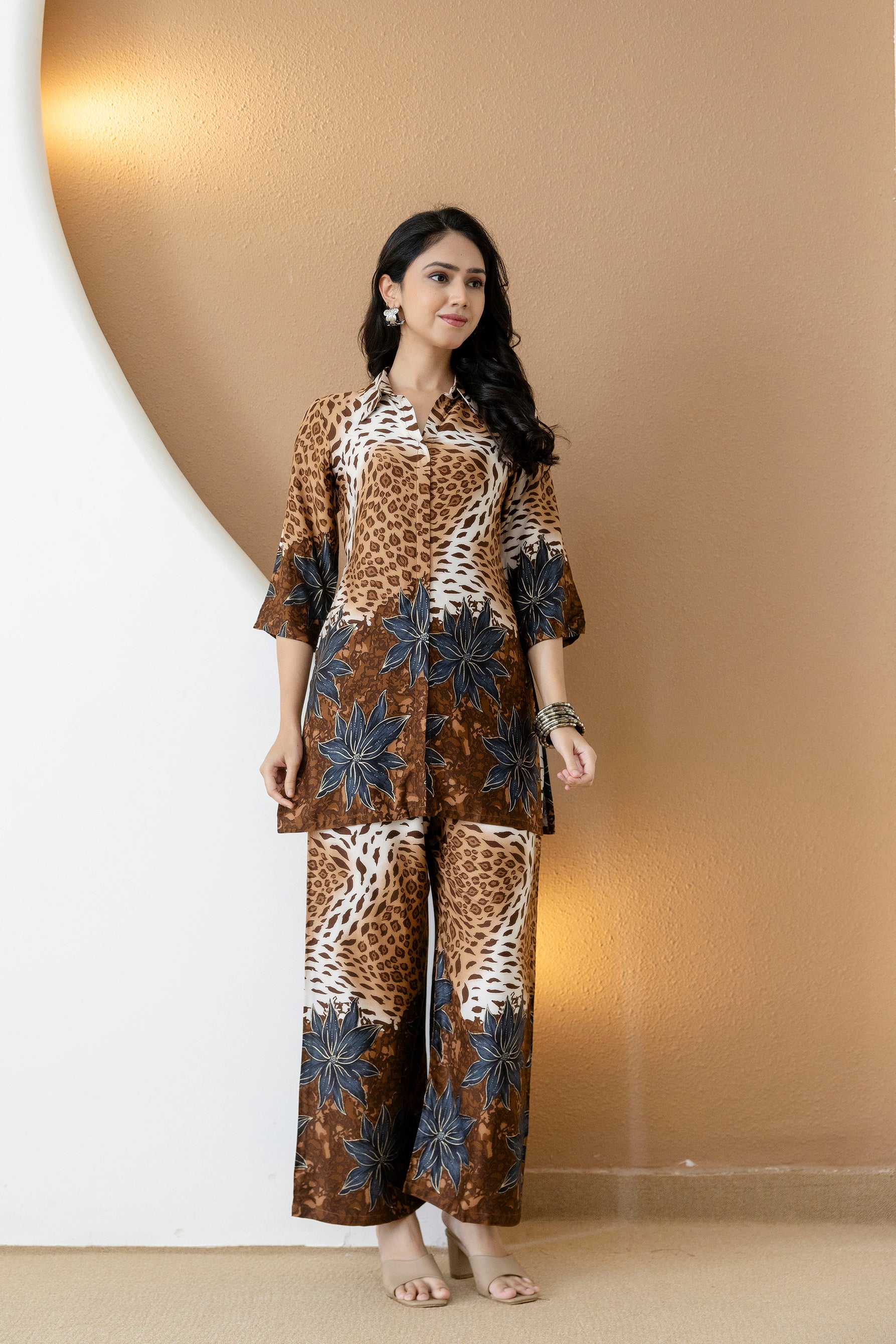 Animal & Floral motifs Printed Ethnic Co-ord Set