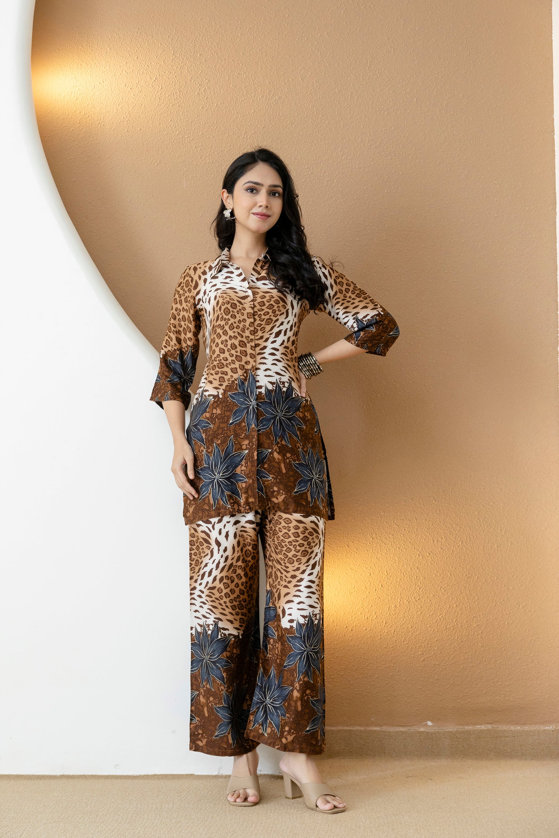 Animal & Floral motifs Printed Ethnic Co-ord Set