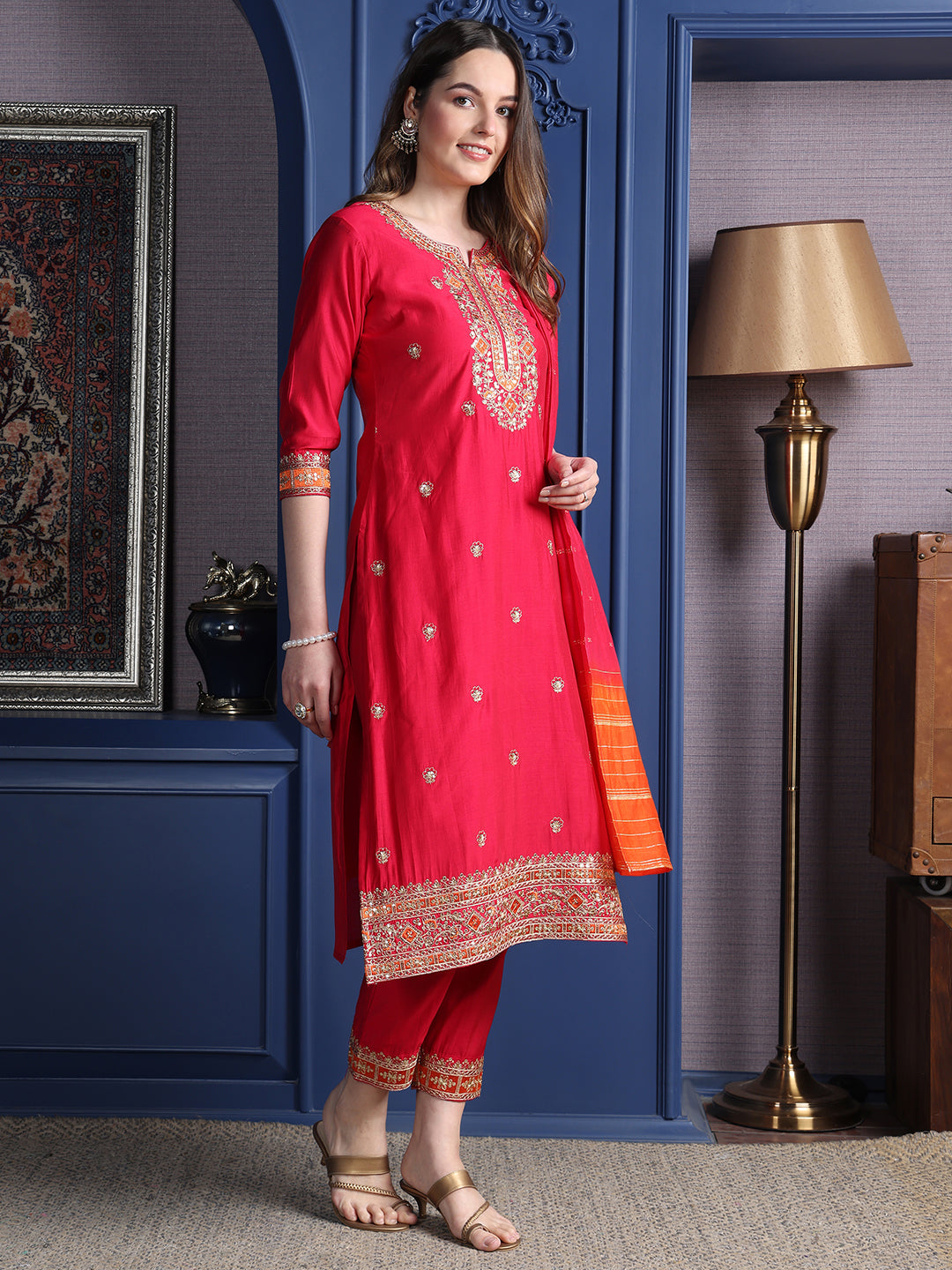 Embroidered Kurta with pant & Two toned embroidered Dupatta