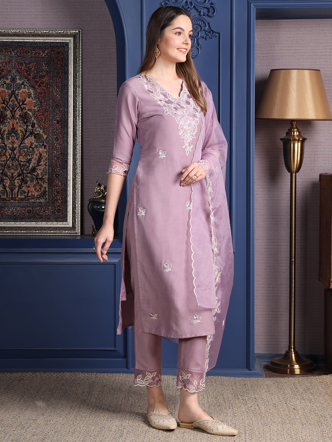 Embroidered Kurta with Pant & Organza Embroidered Dupatta
