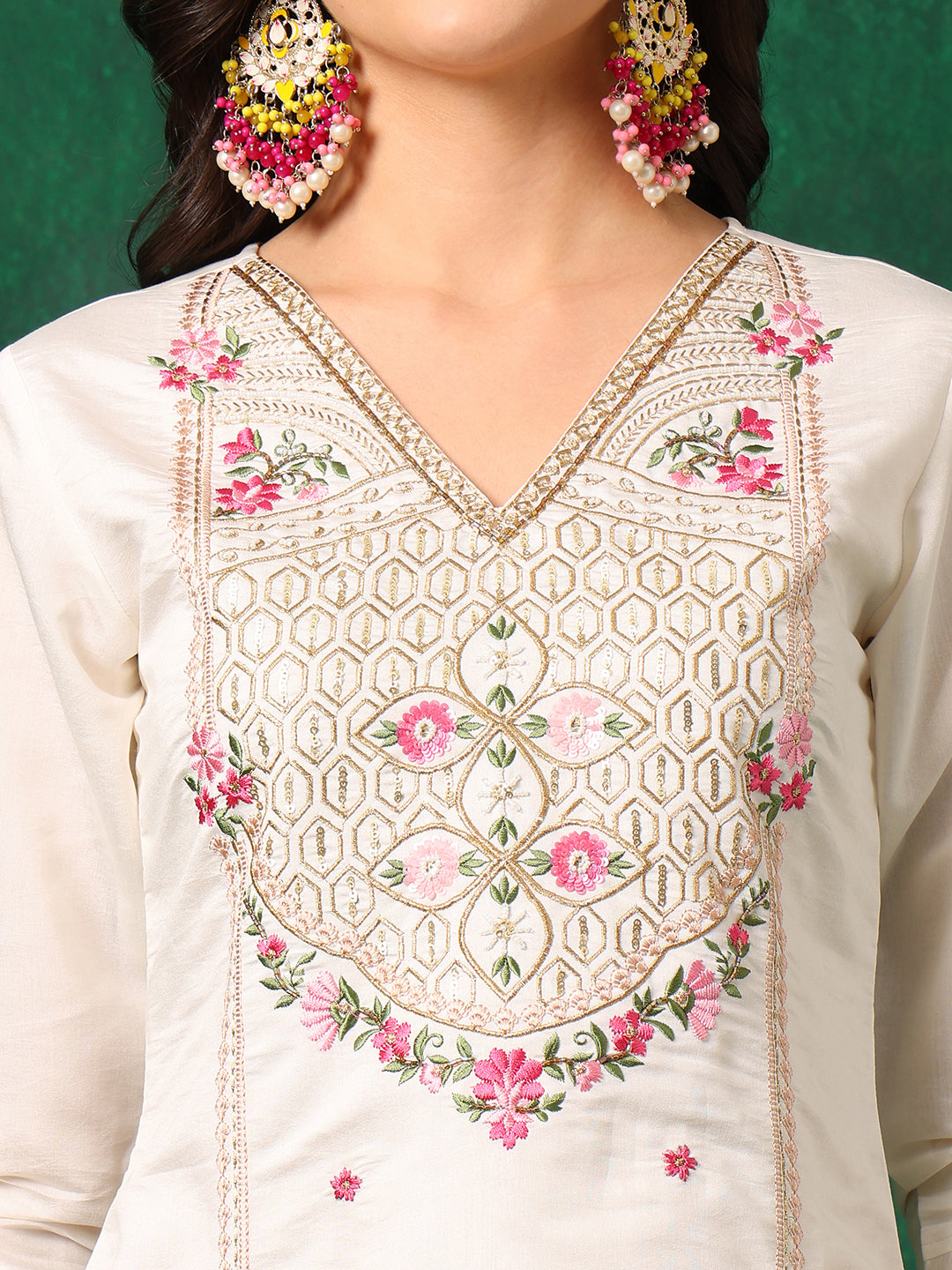 Embroidered Kurta with Pant & Embroidered Organza Dupatta